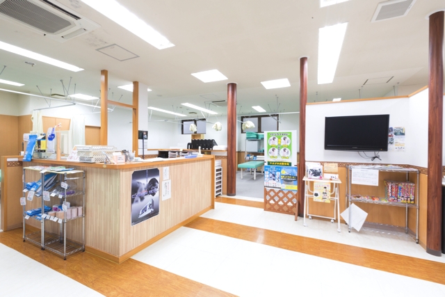 やまが中央整骨院　院内